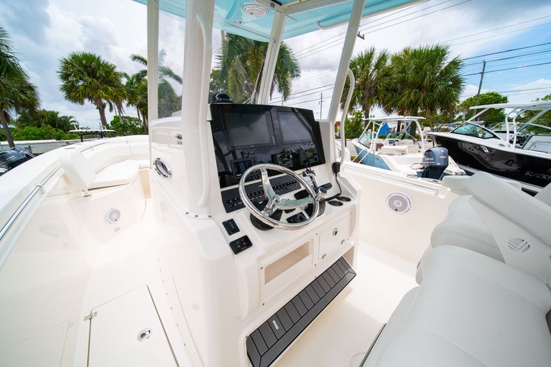 Thumbnail 26 for New 2019 Cobia 301 CC Center Console boat for sale in Islamorada, FL
