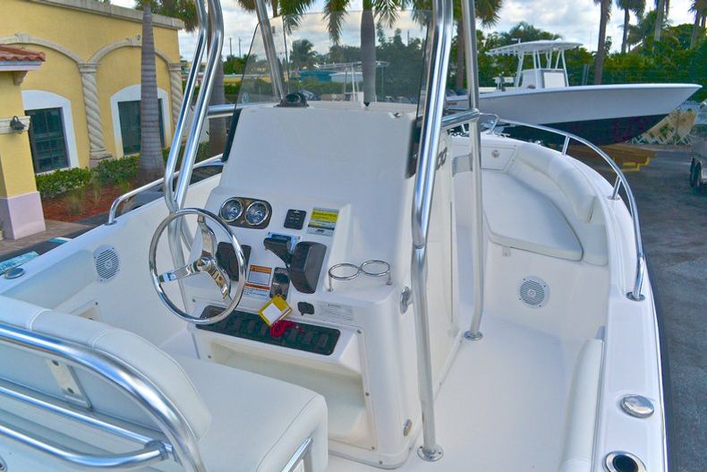 Thumbnail 29 for Used 2006 Century 2200 Center Console boat for sale in West Palm Beach, FL
