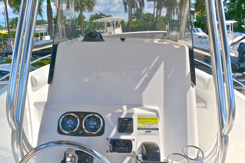 Thumbnail 43 for Used 2006 Century 2200 Center Console boat for sale in West Palm Beach, FL
