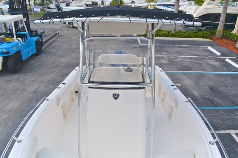 Thumbnail 71 for Used 2006 Century 2200 Center Console boat for sale in West Palm Beach, FL