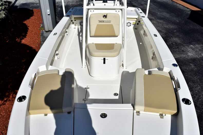 Thumbnail 15 for New 2020 Pathfinder 2005 TRS Bay Boat boat for sale in Fort Lauderdale, FL
