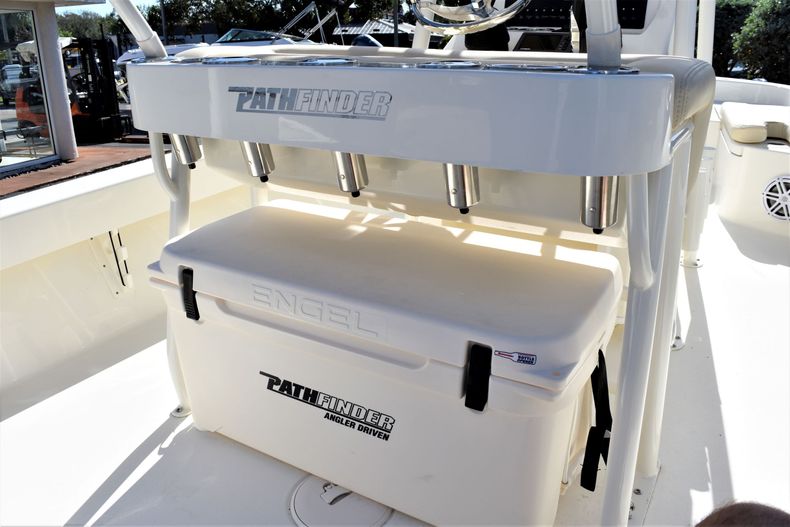 Thumbnail 24 for New 2020 Pathfinder 2005 TRS Bay Boat boat for sale in Fort Lauderdale, FL