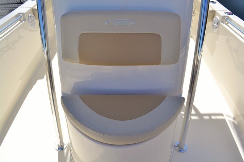 Thumbnail 17 for New 2014 Cobia 217 Center Console boat for sale in Vero Beach, FL