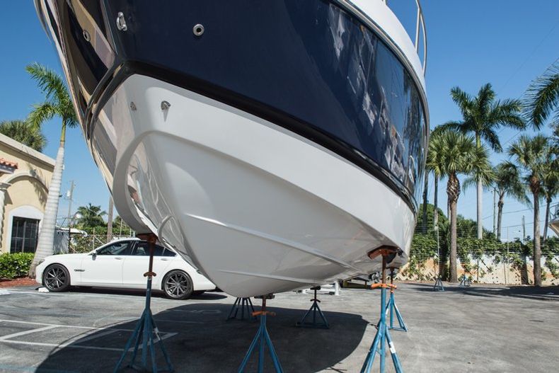 Thumbnail 3 for New 2015 Rinker 310 EC Express Cruiser boat for sale in West Palm Beach, FL