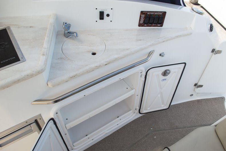Thumbnail 26 for New 2015 Rinker 310 EC Express Cruiser boat for sale in West Palm Beach, FL