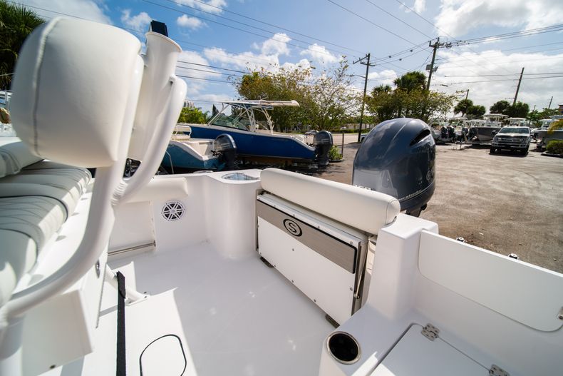 Thumbnail 13 for New 2020 Sportsman Open 212 Center Console boat for sale in West Palm Beach, FL