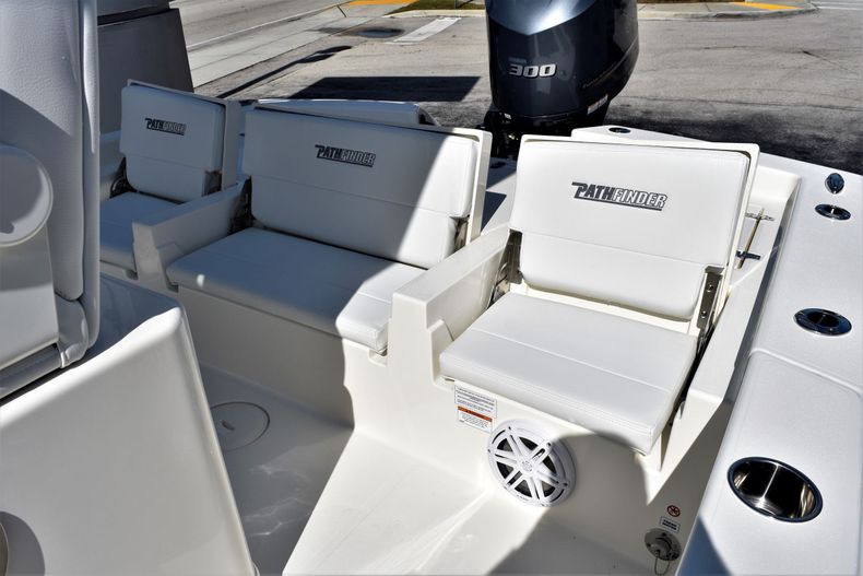 Thumbnail 18 for New 2020 Pathfinder 2600 TRS Bay Boat boat for sale in Fort Lauderdale, FL