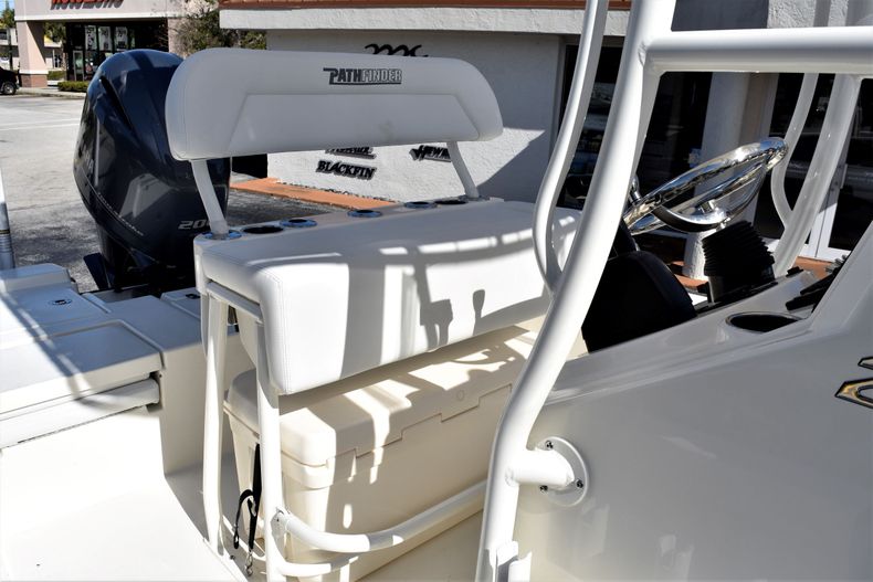 Thumbnail 14 for New 2020 Pathfinder 2200 TRS boat for sale in Vero Beach, FL