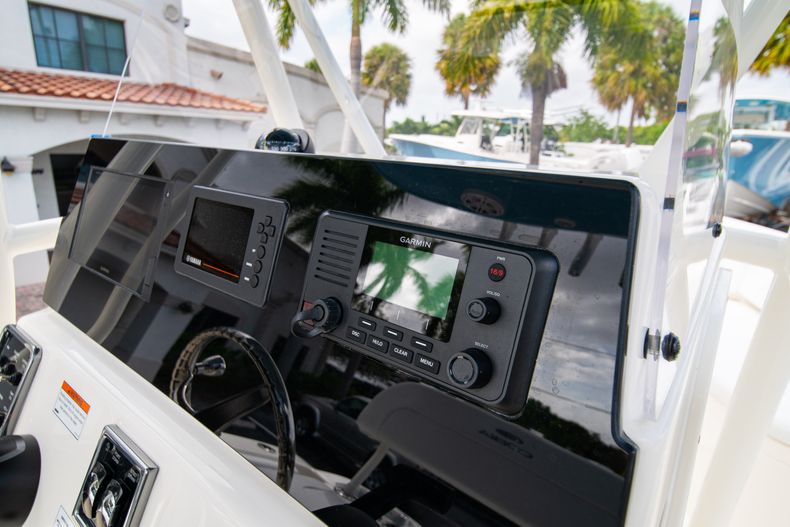 Thumbnail 21 for New 2020 Cobia 201 CC Center Console boat for sale in Miami, FL