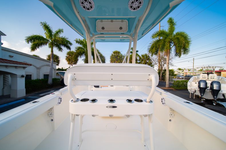Thumbnail 16 for New 2020 Cobia 220 CC Center Console boat for sale in West Palm Beach, FL