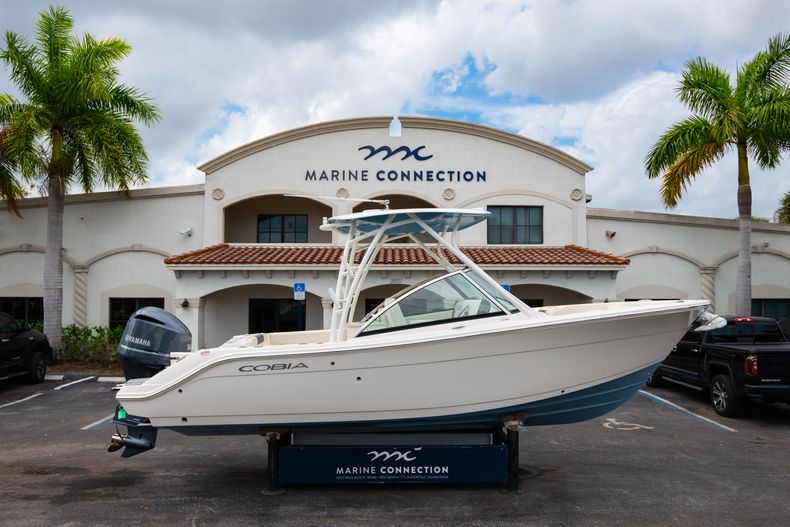 Used 2020 Cobia 240 DC boat for sale in West Palm Beach, FL