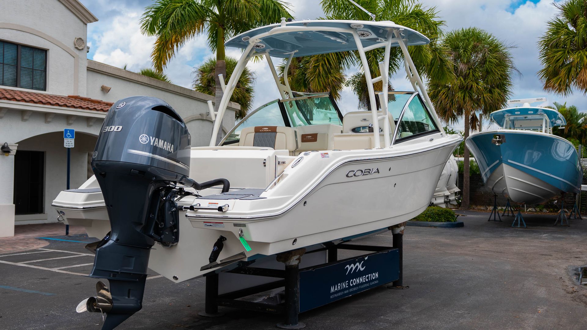 Used 2020 Cobia 240 DC #E023 image 8