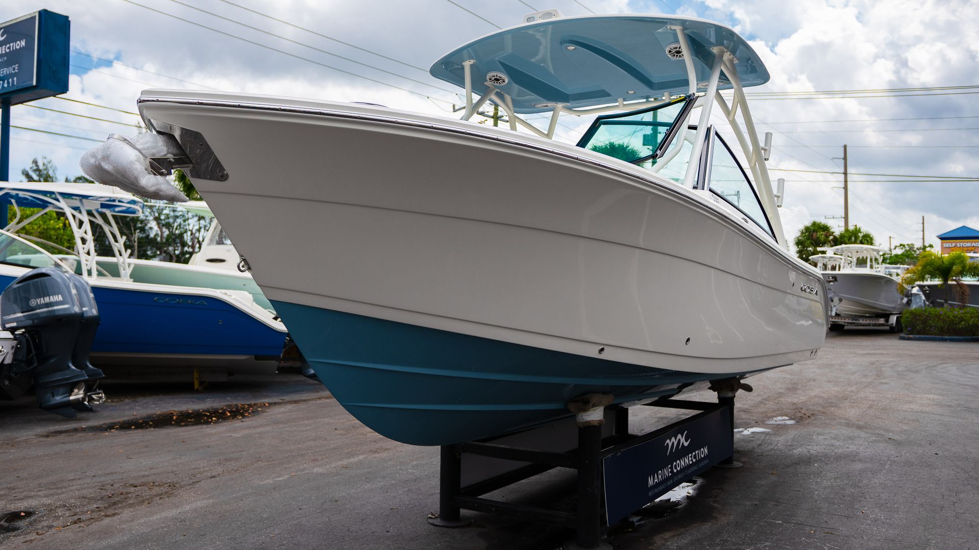 Used 2020 Cobia 240 DC #E023 image 4