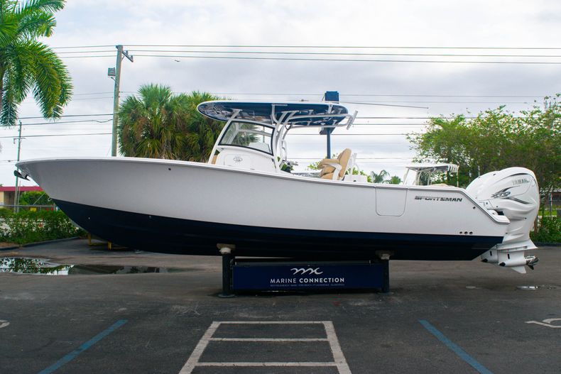 Thumbnail 4 for New 2020 Sportsman Open 312 Center Console boat for sale in West Palm Beach, FL