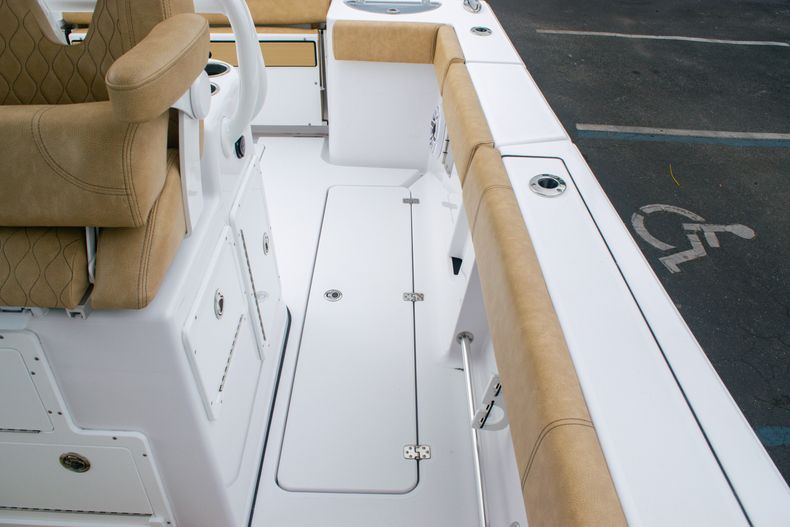 Thumbnail 24 for New 2020 Sportsman Open 312 Center Console boat for sale in West Palm Beach, FL