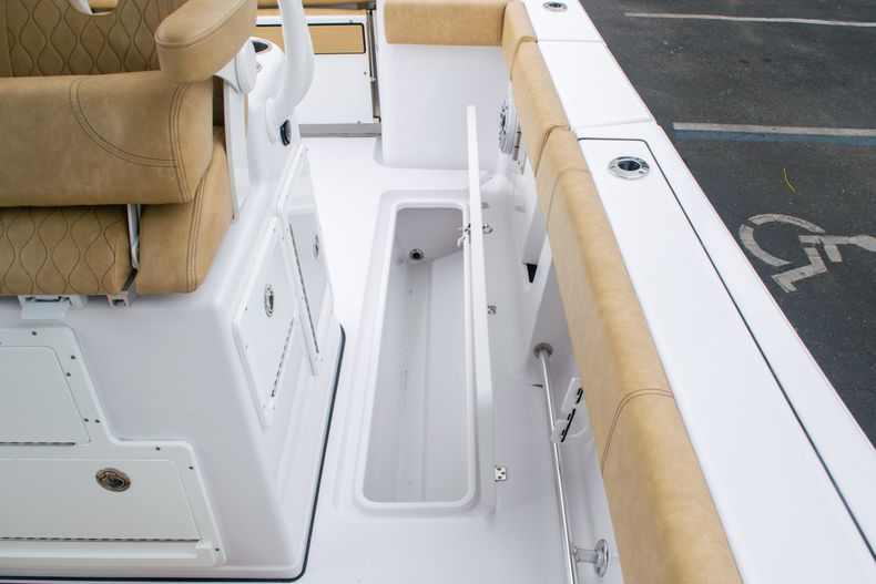 Thumbnail 25 for New 2020 Sportsman Open 312 Center Console boat for sale in West Palm Beach, FL