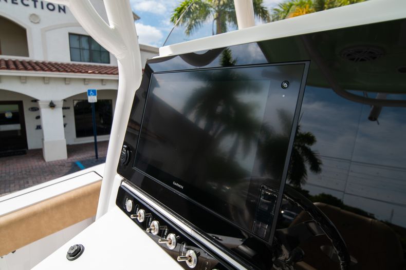 Thumbnail 23 for New 2020 Sportsman Open 242 Center Console boat for sale in West Palm Beach, FL