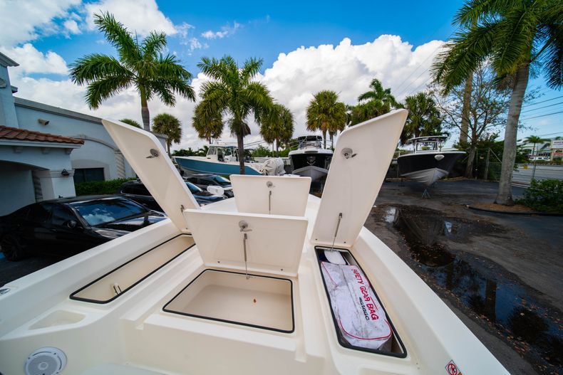 Thumbnail 30 for Used 2019 Pathfinder 2400 TRS boat for sale in West Palm Beach, FL