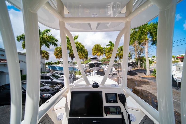 Thumbnail 23 for Used 2019 Pathfinder 2400 TRS boat for sale in West Palm Beach, FL
