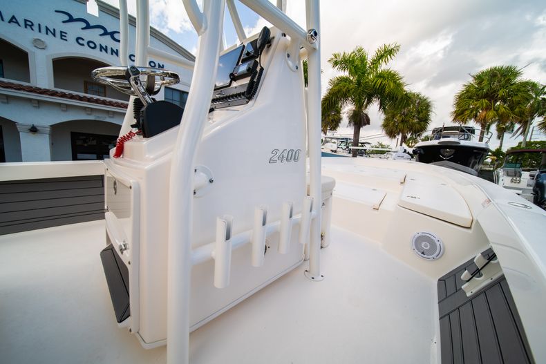 Thumbnail 28 for Used 2019 Pathfinder 2400 TRS boat for sale in West Palm Beach, FL