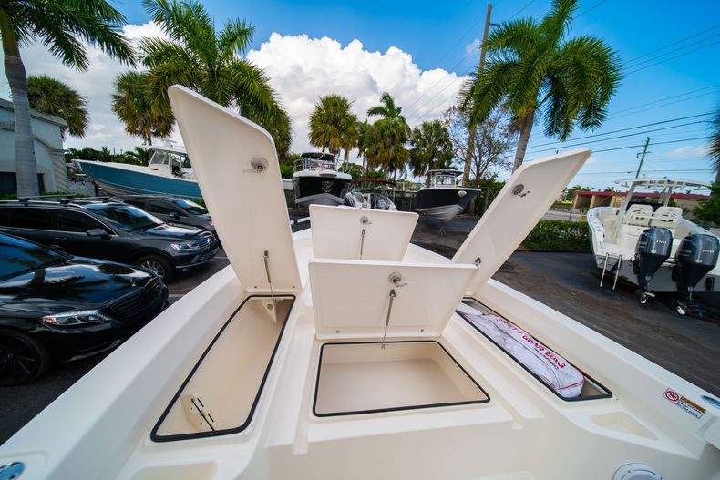 Thumbnail 33 for Used 2019 Pathfinder 2400 TRS boat for sale in West Palm Beach, FL