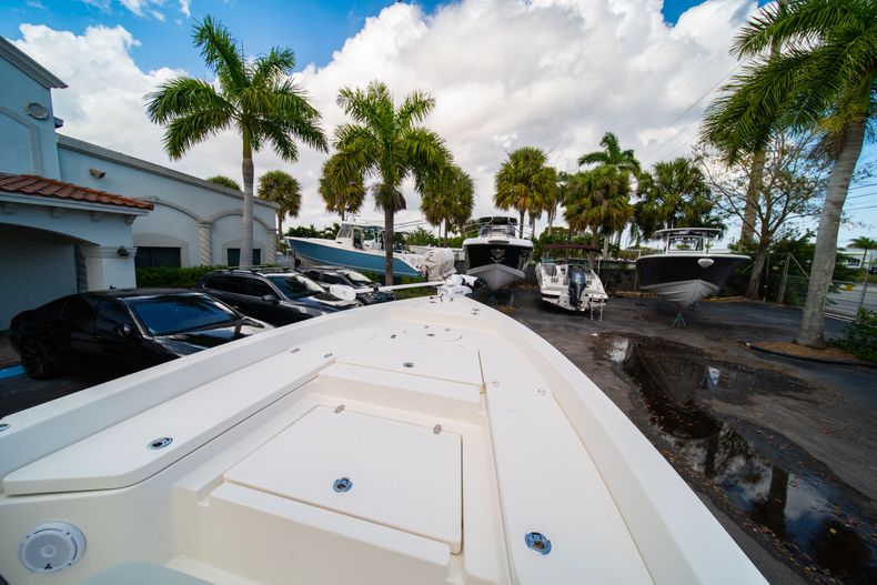 Thumbnail 29 for Used 2019 Pathfinder 2400 TRS boat for sale in West Palm Beach, FL