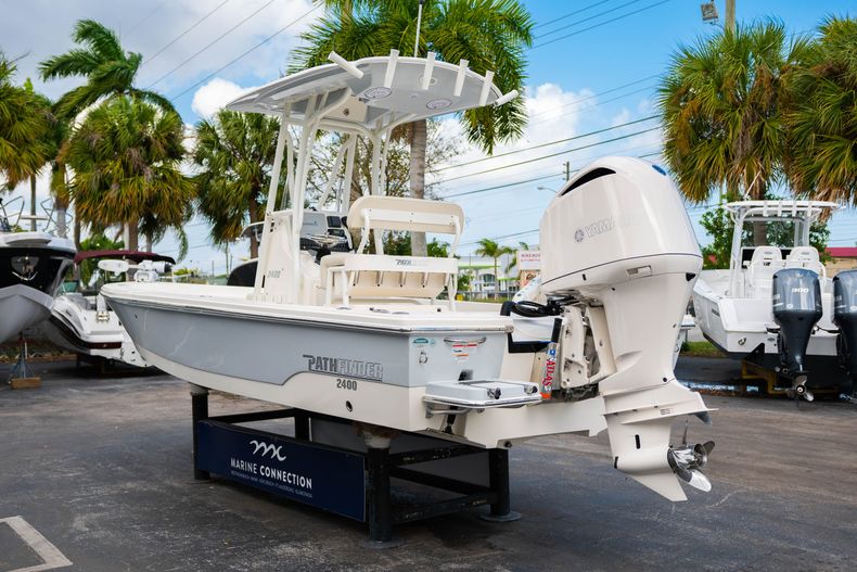 Thumbnail 5 for Used 2019 Pathfinder 2400 TRS boat for sale in West Palm Beach, FL