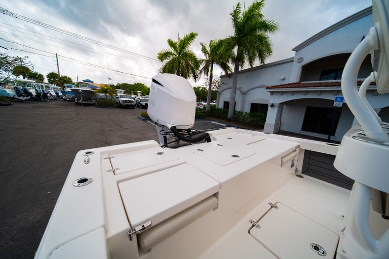 Thumbnail 9 for Used 2019 Pathfinder 2400 TRS boat for sale in West Palm Beach, FL
