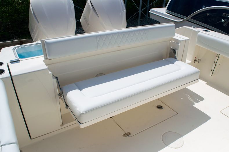 Thumbnail 15 for New 2020 Cobia 320 CC Center Console boat for sale in West Palm Beach, FL