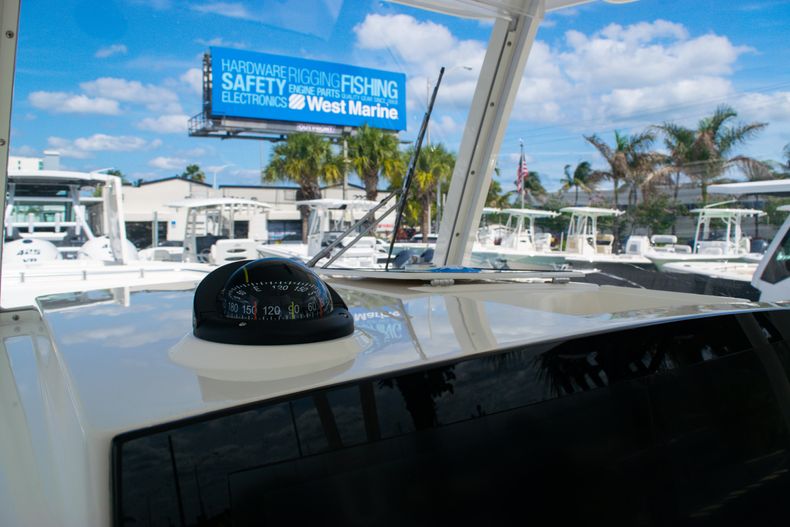 Thumbnail 45 for New 2020 Cobia 320 CC Center Console boat for sale in West Palm Beach, FL