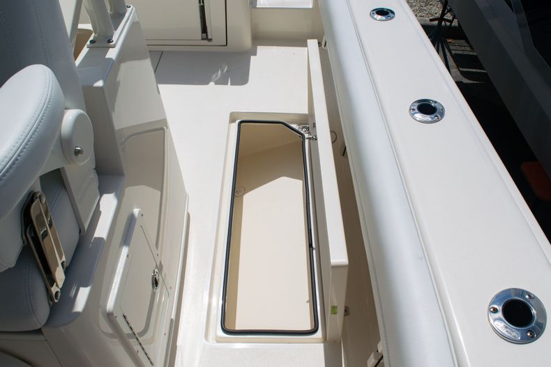 Thumbnail 20 for New 2020 Cobia 320 CC Center Console boat for sale in West Palm Beach, FL