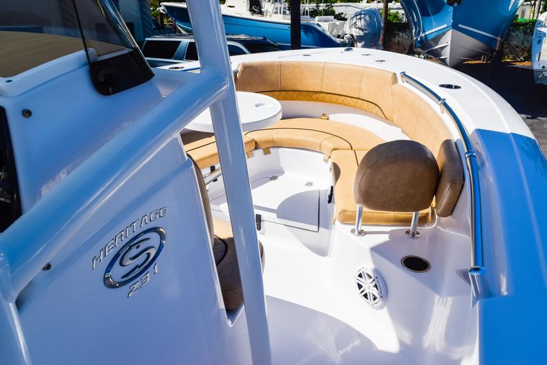 Thumbnail 9 for New 2020 Sportsman Heritage 231 Center Console boat for sale in West Palm Beach, FL