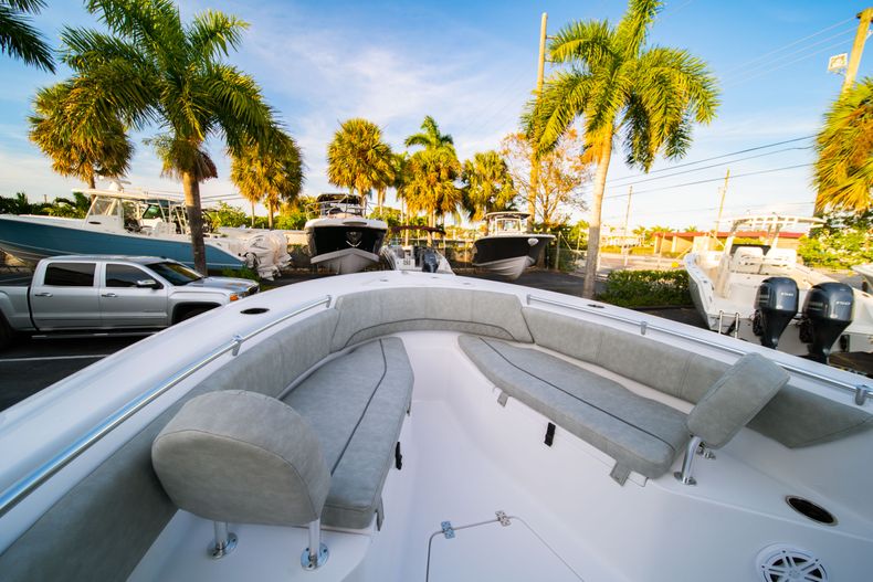 Thumbnail 35 for New 2020 Sportsman Open 232 Center Console boat for sale in Vero Beach, FL