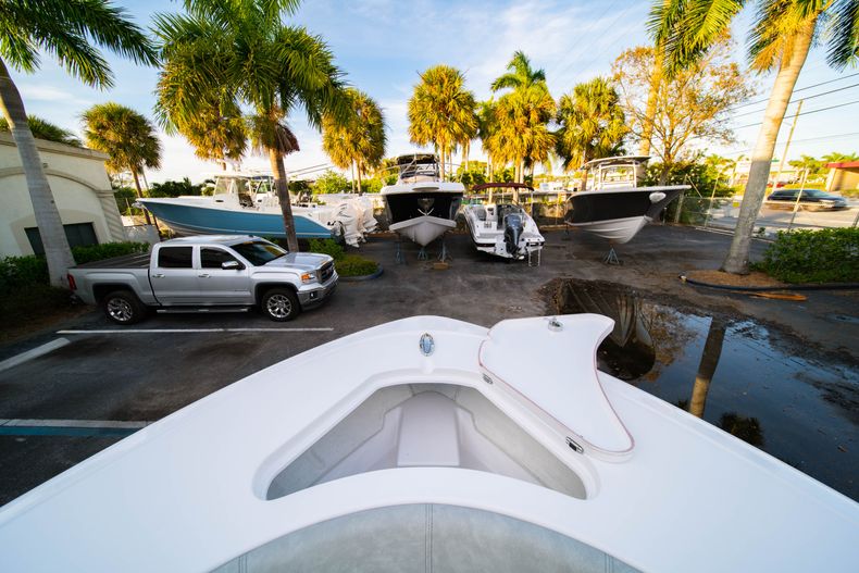 Thumbnail 40 for New 2020 Sportsman Open 232 Center Console boat for sale in Vero Beach, FL