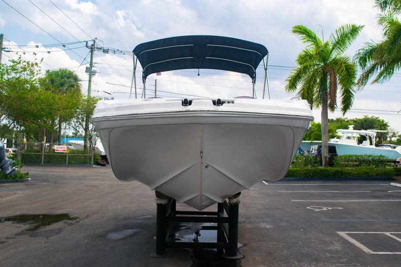 Thumbnail 2 for New 2020 Hurricane SS 218 OB boat for sale in West Palm Beach, FL