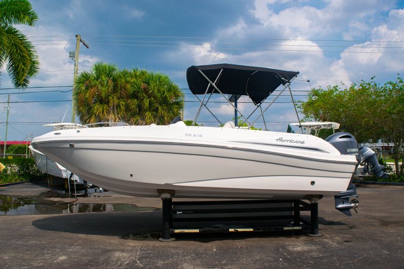 Thumbnail 4 for New 2020 Hurricane SS 218 OB boat for sale in West Palm Beach, FL