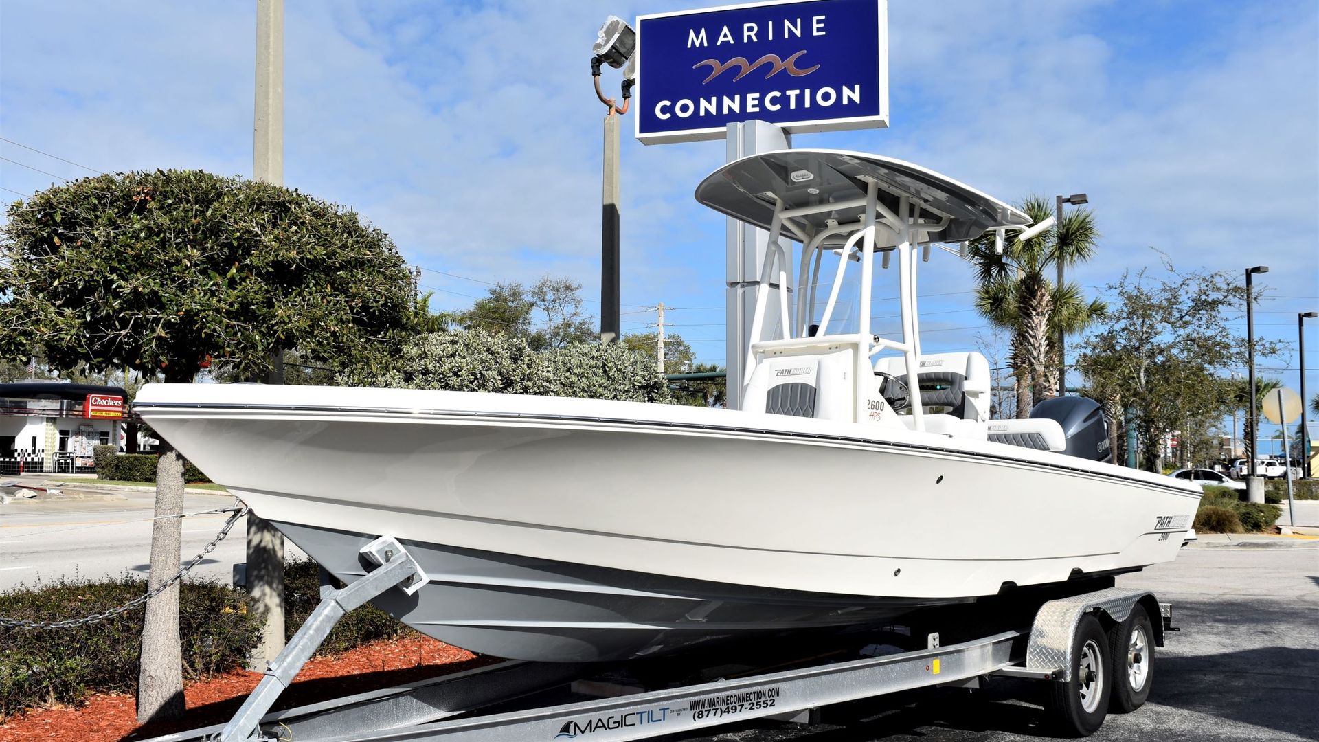 New 2020 Pathfinder 2600 HPS Bay Boat #A025 image 2