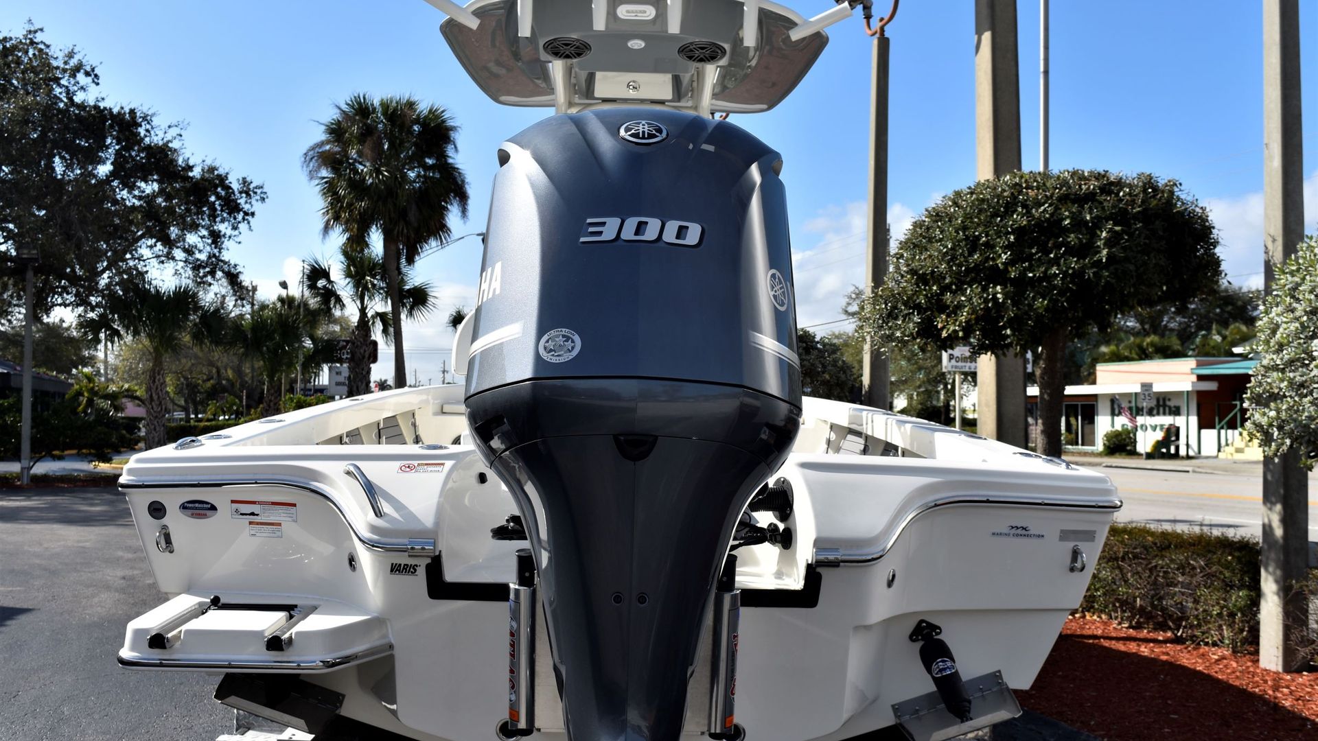 New 2020 Pathfinder 2600 HPS Bay Boat #A025 image 5