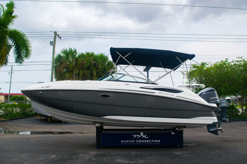 Thumbnail 4 for New 2019 Hurricane SunDeck SD 2410 OB boat for sale in West Palm Beach, FL