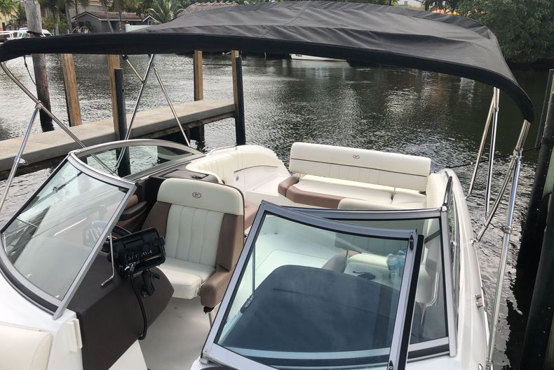 Thumbnail 24 for Used 2011 Cobalt 276 boat for sale in Miami, FL