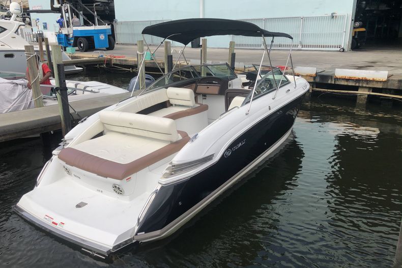 Thumbnail 3 for Used 2011 Cobalt 276 boat for sale in Miami, FL