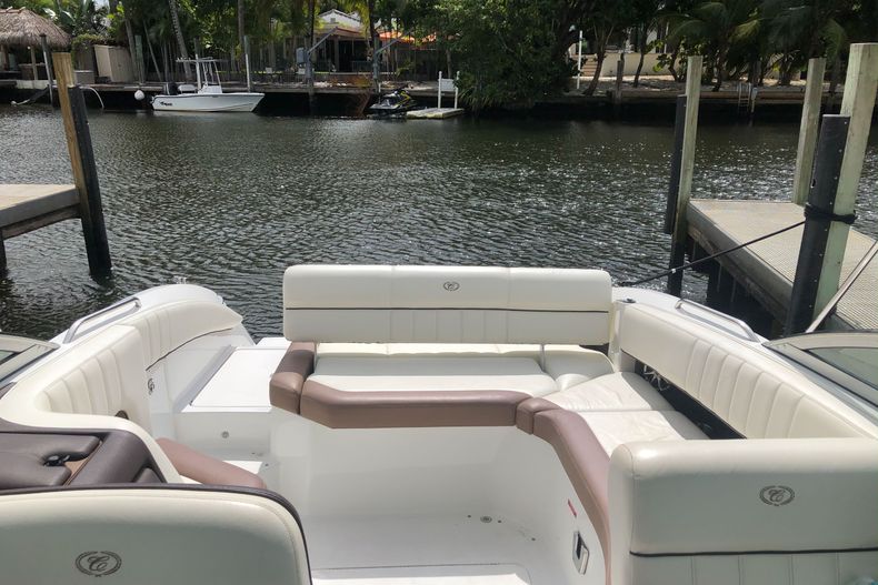 Thumbnail 22 for Used 2011 Cobalt 276 boat for sale in Miami, FL