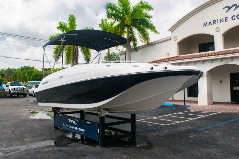 Thumbnail 1 for Used 2017 Hurricane SunDeck Sport SS 188 OB boat for sale in West Palm Beach, FL