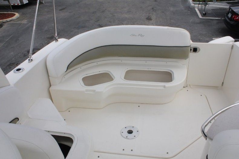 Thumbnail 19 for Used 2006 Sea Ray 260 Sundancer boat for sale in West Palm Beach, FL