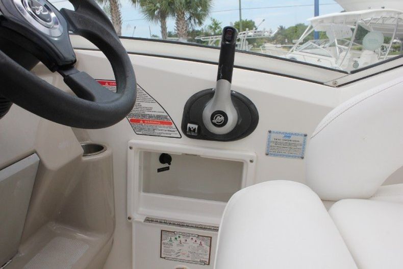 Thumbnail 36 for Used 2006 Sea Ray 260 Sundancer boat for sale in West Palm Beach, FL