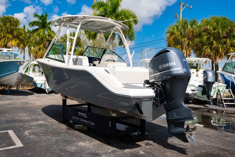 Thumbnail 5 for New 2020 Cobia 240 DC Dual Console boat for sale in Vero Beach, FL