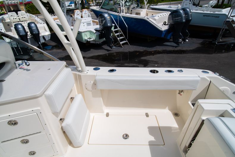 Thumbnail 10 for New 2020 Cobia 240 DC Dual Console boat for sale in Vero Beach, FL