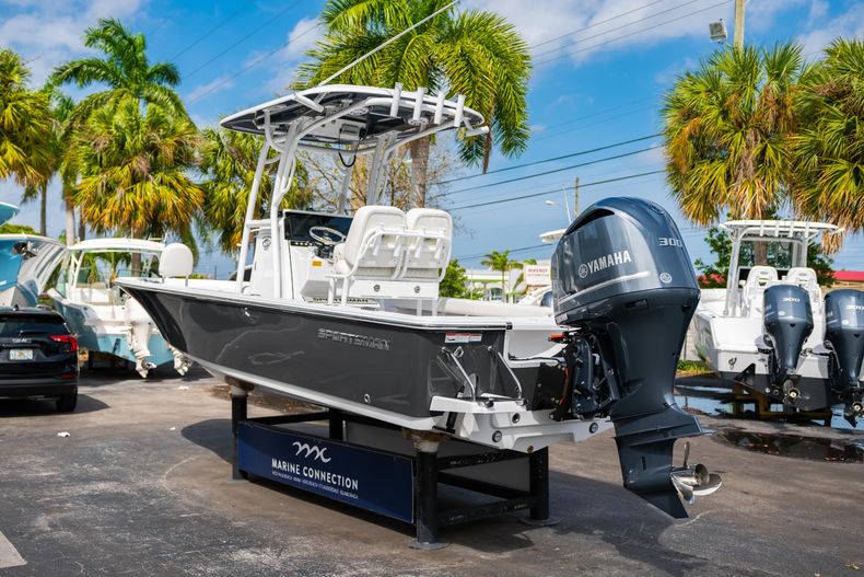 Thumbnail 5 for New 2020 Sportsman Masters 247 Bay Boat boat for sale in Miami, FL