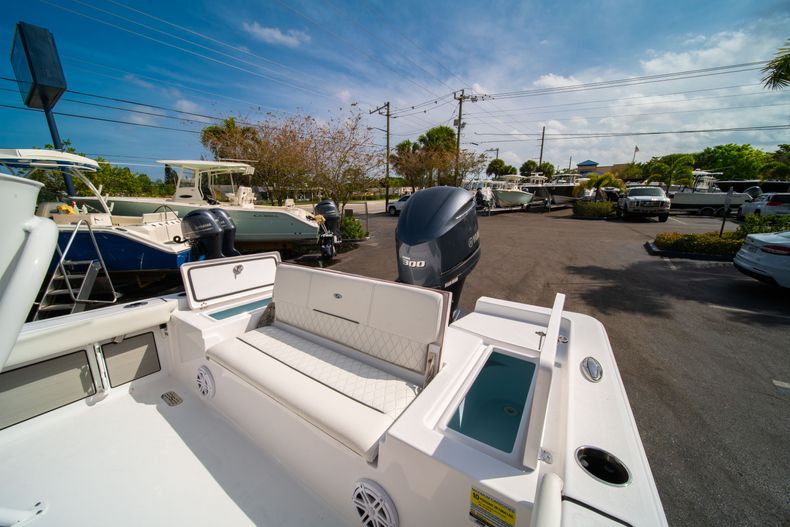 Thumbnail 12 for New 2020 Sportsman Masters 247 Bay Boat boat for sale in Miami, FL
