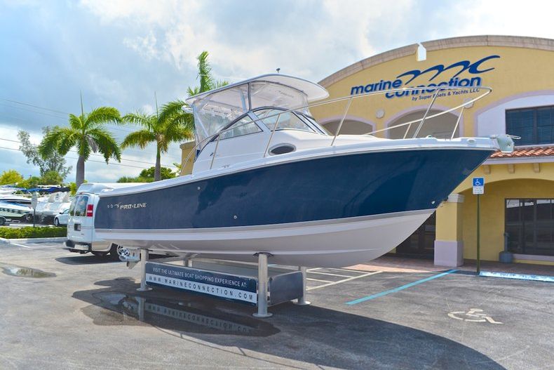 Thumbnail 9 for Used 2008 Pro-Line 23 Express Walk Around boat for sale in West Palm Beach, FL